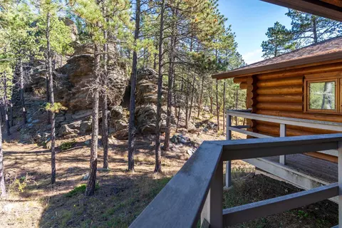 13012 Echo Valley Ct, Keystone, SD 57751 photo 9