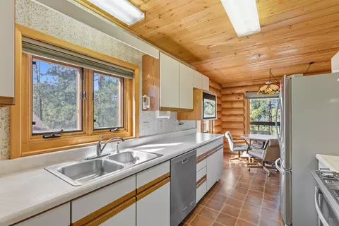 13012 Echo Valley Ct, Keystone, SD 57751 photo 18
