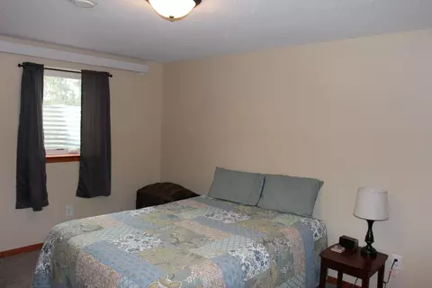 Bedroom - 960 Ponderosa St, Custer, SD 57730 photo 2 of 5