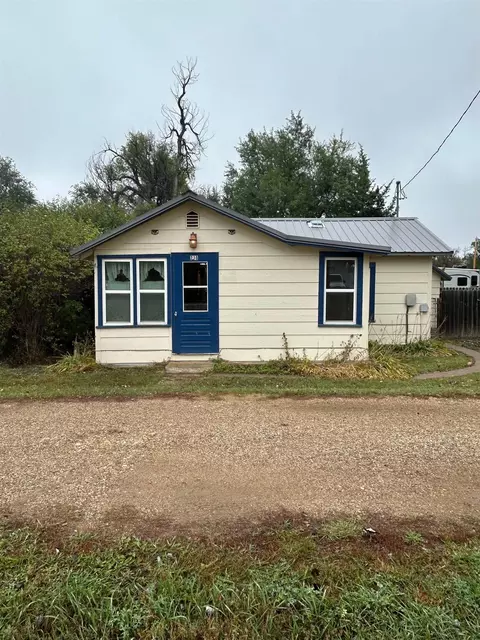 210 Andrew St, Vale, SD 57788
