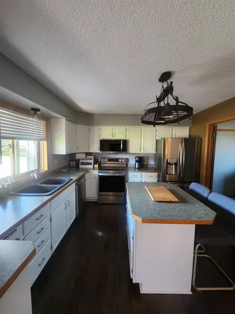1200 Evergreen Dr, Sturgis, SD 57785 photo 5