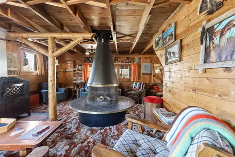 Living - 10166 Lap Circle Rd, Lead, SD 57754 photo 5 of 6