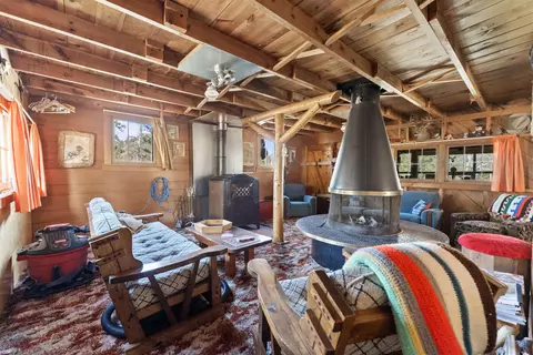 Living - 10166 Lap Circle Rd, Lead, SD 57754 photo 4 of 6