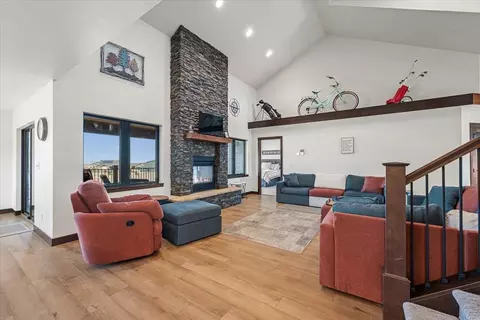 Living - 7758 Brooks Loop, Spearfish, SD 57783 photo 2 of 5