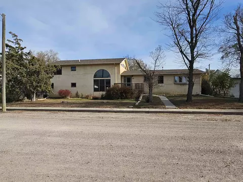 109 N Washington, Edgemont, SD 57735 photo 3
