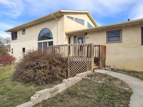 109 N Washington, Edgemont, SD 57735