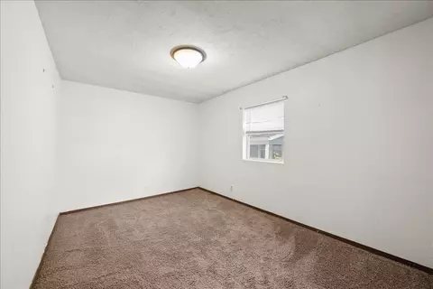 Bedroom - 512 4th Ave, Belle Fourche, SD 57717 photo 1 of 3