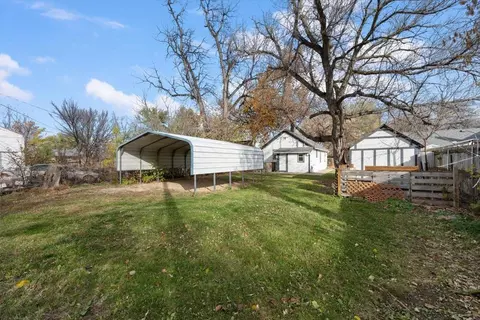 Exterior - 512 4th Ave, Belle Fourche, SD 57717 photo 2 of 4