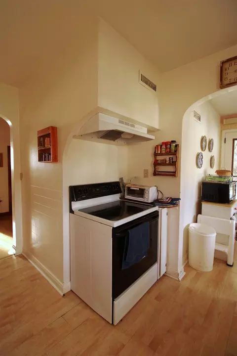 Kitchen - 800 Main St, Deadwood, SD 57732 photo 1 of 3