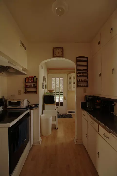 Kitchen - 800 Main St, Deadwood, SD 57732 photo 3 of 3