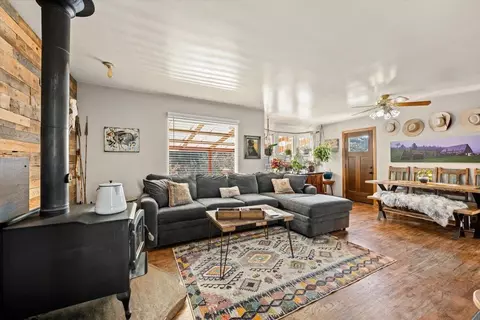 Living - 322 Williams St, Deadwood, SD 57732 photo 2 of 8