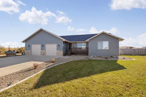 107 Fox Trl, Box Elder, SD 57719