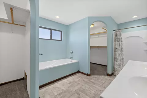 107 Fox Trl, Box Elder, SD 57719 photo 12