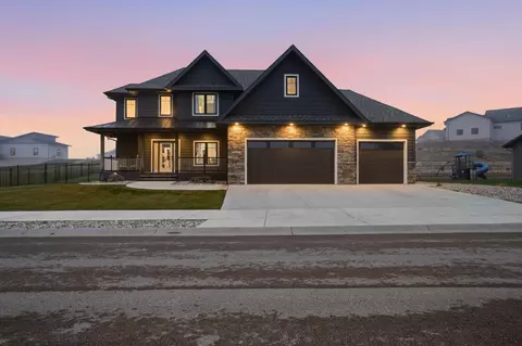 427 Gooseberry Rd, Spearfish, SD 57783