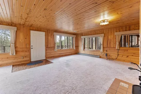 Living - 12265 Bavarian Ct, Custer, SD 57730 photo 5 of 9