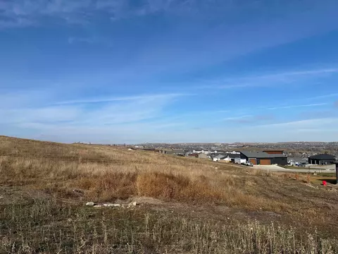 2922 Rombauer Dr, Rapid City, SD 57703