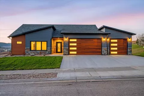2431 Malibu Loop, Sturgis, SD 57785