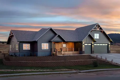 2301 Bridgestone St, Spearfish, SD 57783