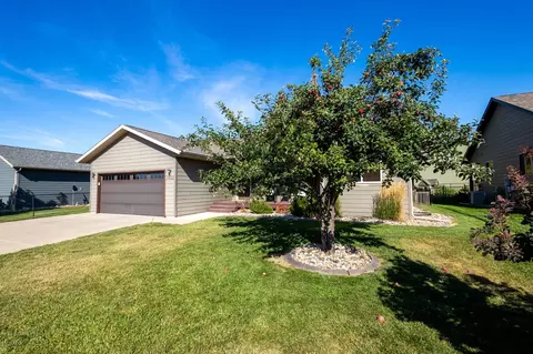 Exterior - 3922 Gallatin Ave, Spearfish, SD 57783 photo 5 of 6