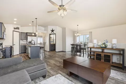 541 Pride Ct, Box Elder, SD 57719 photo 5