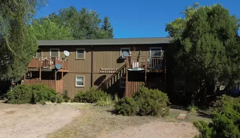 315 S River St, Hot Springs, SD 57747