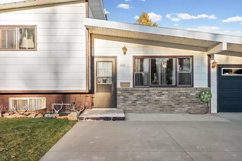 1414 W Jackson Blvd, Spearfish, SD 57783 photo 2