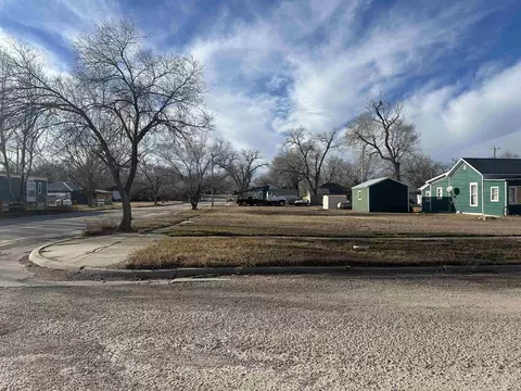 510 3rd Ave, Edgemont, SD 57735