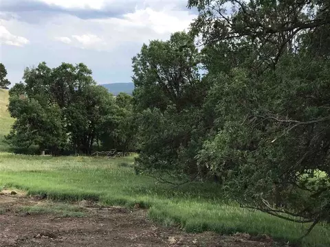 3726 Twisted Oak Rd, Sturgis, SD 57785