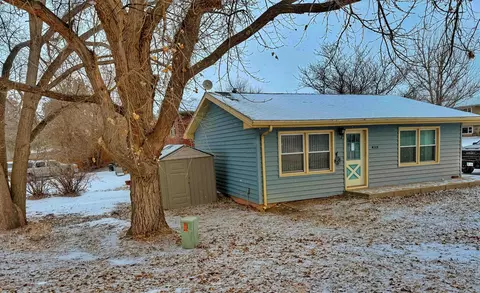 304 Riley Ave, Moorcroft, WY 82721