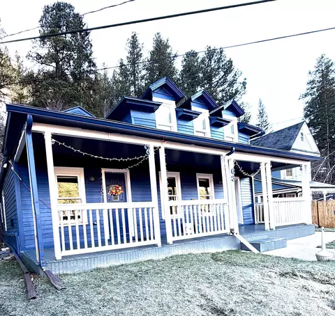 63 Stewart St, Deadwood, SD 57732