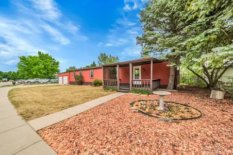 3704 Chief Dr, Rapid City, SD 57701