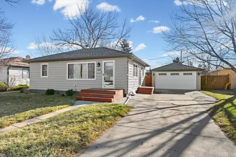 222 N 42nd St, Rapid City, SD 57702