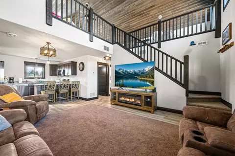 Living - 20712 Epic Ln, Sturgis, SD 57785 photo 5 of 7