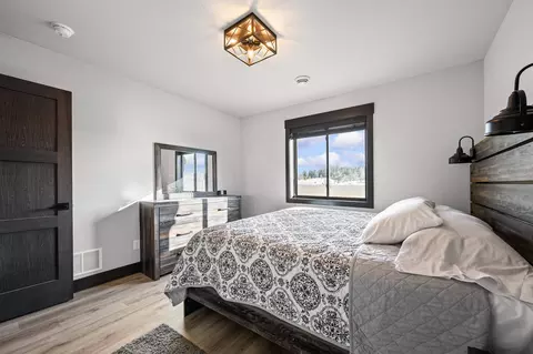 Bedroom - 20712 Epic Ln, Sturgis, SD 57785 photo 5 of 6