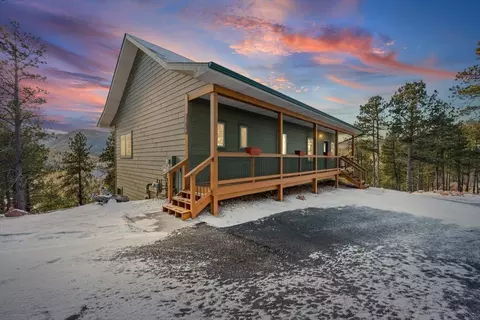 3160 Eagle Wings Ln, Spearfish, SD 57783