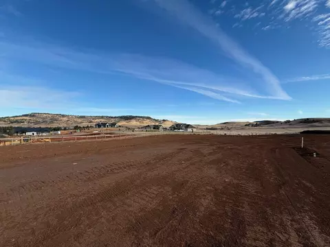 2796 Sweetclover Ct, Spearfish, SD 57783 photo 3