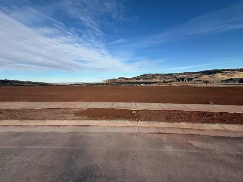 2796 Sweetclover Ct, Spearfish, SD 57783