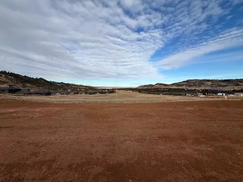 2774 Sweetclover Ct, Spearfish, SD 57783 photo 2