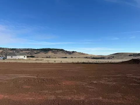 2840 Sweetclover Ct, Spearfish, SD 57783 photo 2