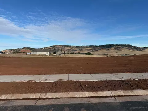 2862 Sweetclover Ct, Spearfish, SD 57783