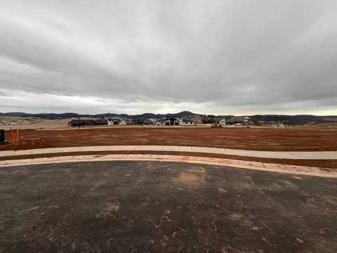 2927 Sweetclover Ct, Spearfish, SD 57783