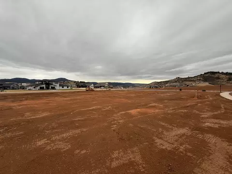 2927 Sweetclover Ct, Spearfish, SD 57783 photo 2