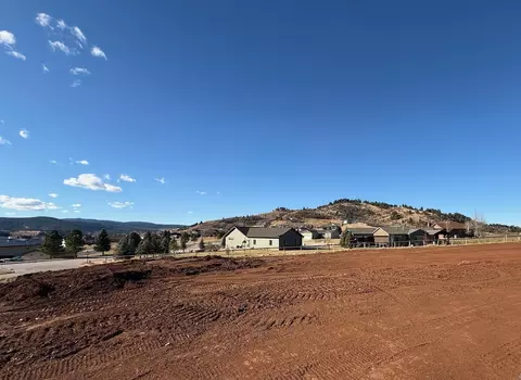 2664 Sweetclover Ct, Spearfish, SD 57783 photo 3