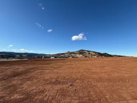 2599 Sweetclover Ct, Spearfish, SD 57783 photo 2