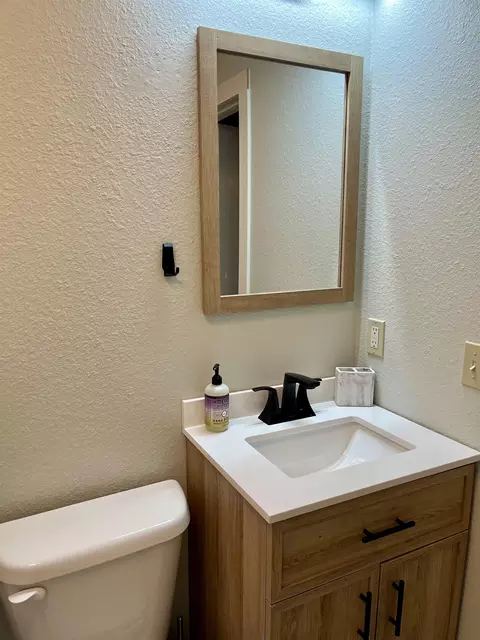 Bath - 731 N 735 N Ames St, Spearfish, SD 57783 photo 3 of 4