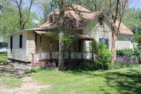 23508 Main St, Caputa, SD 57725