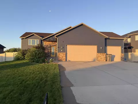 10175 Laramie Ln, Summerset, SD 57718