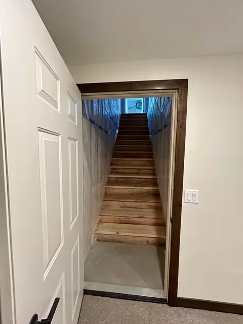 Entry Way - 25809 Sidney Trl, Custer, SD 57730 photo 2 of 2