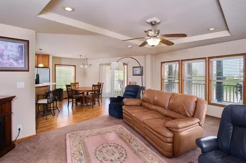 1009 E St, Edgemont, SD 57735 photo 4
