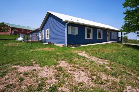 1009 E St, Edgemont, SD 57735 photo 21